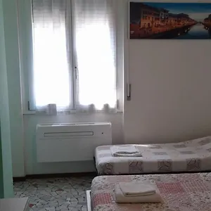 https://edolo-apartment-milan.italymilanhotels.net